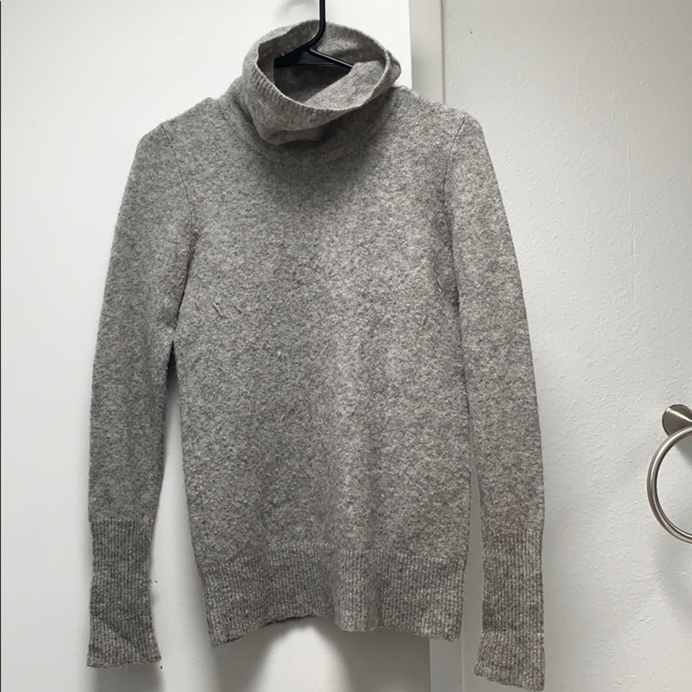 Jcrew grey cashmere crew neck sweater